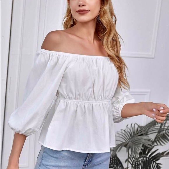 🎈 Off Shoulder Top 🎈 - Picture 4 of 5